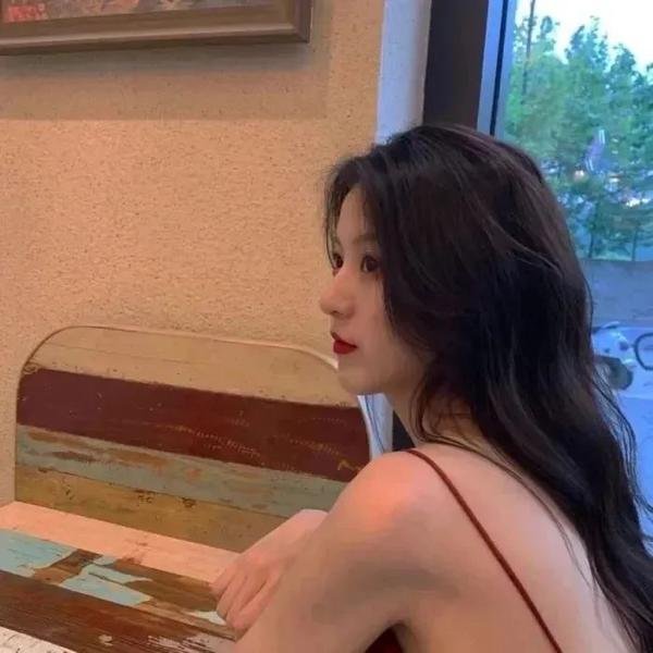 荡妇娜娜